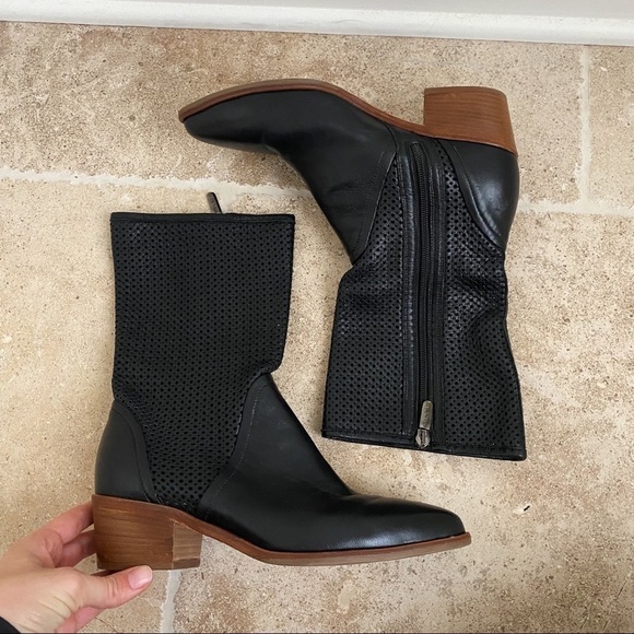 Italeau Black Leather Eyelet Perforated Waterproof Shin High Pointed Boots - Picture 3 of 6